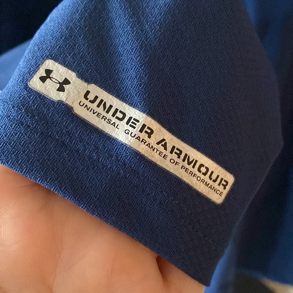 Under Armour Heat Gear Long Sleeve Top - Medium - Picture 8 of 9